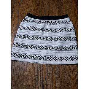Small Gap Black Cream Lined Rear Zip Go West Mini Micro Skirt Western Aztec Look